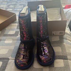 UGG Multicolor Sequin with navy blue undertone Winter Boots *limited edition*